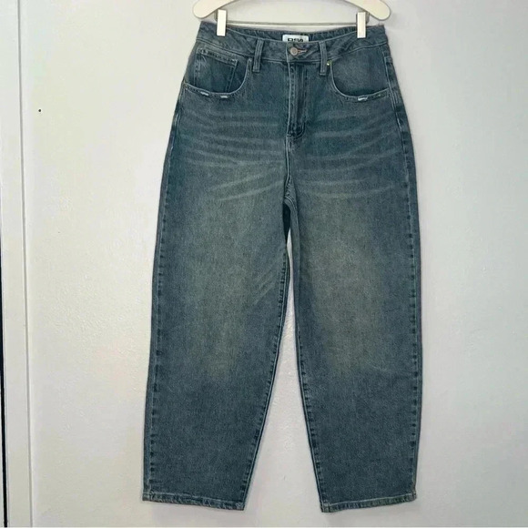 RSQ‎ Women’s High Rise Baggy Tapered Jeans Sz 28 - Picture 1 of 12